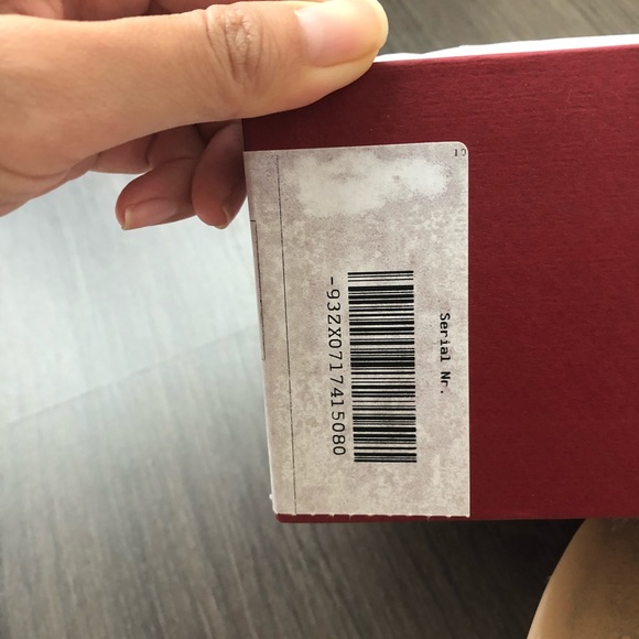 Ferragamo Varina Flats - Picture 6 of 7